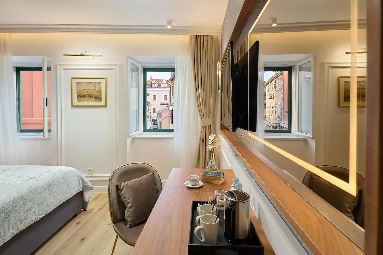 Bed & Breakfast Geremia Luxury Rooms Split